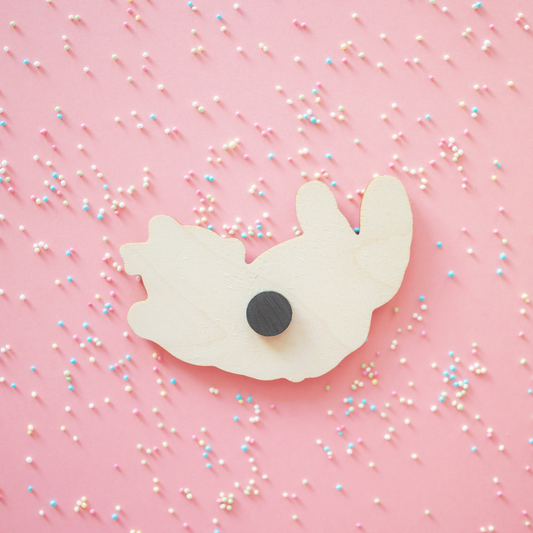 Musta kisu | Puinen magneetti